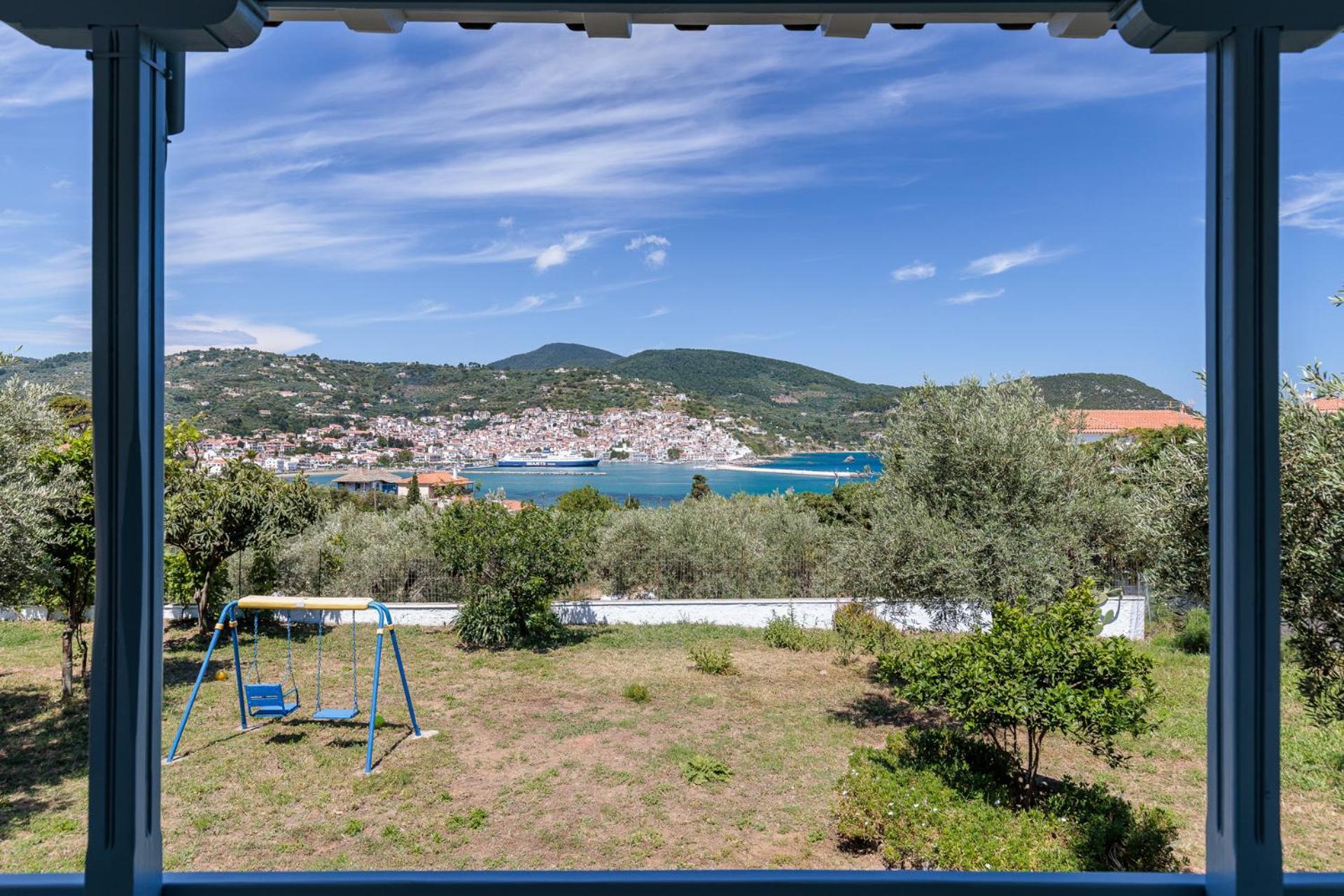 Anesis Apartment 2 Fireplace Skopelos Town Exterior photo
